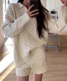 DAY CLOSET（デイ クローゼット）の「レディース 長袖ケーブル編みスキッパーニットトップス+リブショートパンツ 上下2点セット[セットアップ]（ニット/セーター）」