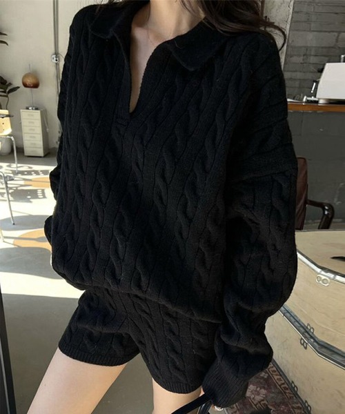 DAY CLOSET(デイ クローゼット)の「【セットアップ】長袖ケーブル編みスキッパーニットトップス+リブショートパンツ 上下2点セット レディース(ニット/セーター・レディース・ホワイト/グレー/ブラック・FREE)」の2枚目の写真