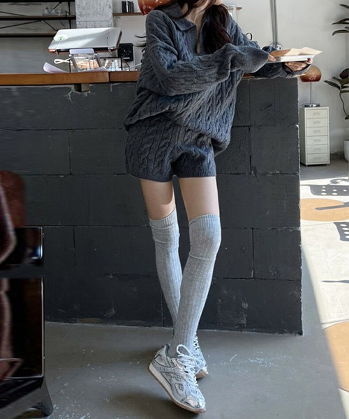 DAY CLOSET(デイ クローゼット)の「【セットアップ】長袖ケーブル編みスキッパーニットトップス+リブショートパンツ 上下2点セット レディース(ニット/セーター・レディース・ホワイト/グレー/ブラック・FREE)」の12枚目の写真