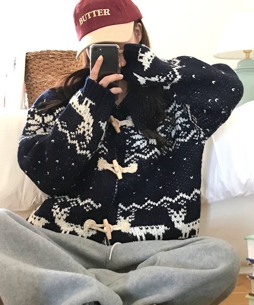 セール】トグルボタンノルディック柄襟付きニットカーディガン