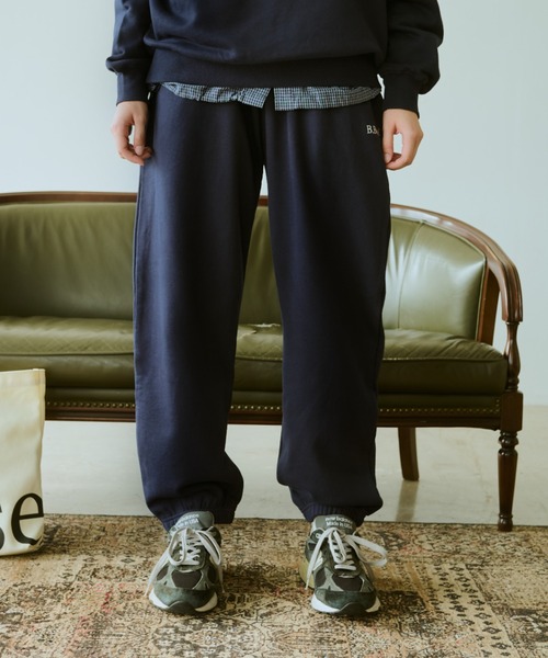 BROKEN BASE(ブロークンベース)の「B.Base Logo Sweatpants / B.Baseロゴスウェットパンツ(スウェットパンツ・メンズ・ネイビー/ブラック/グレー/ホワイト・SMALL/MEDIUM/LARGE)」の1枚目の写真