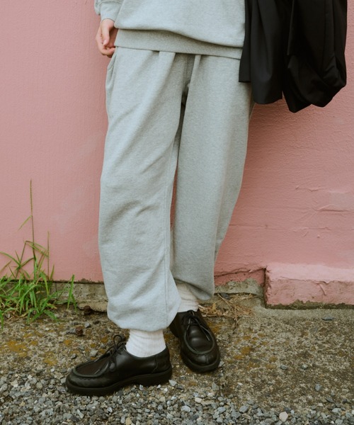 BROKEN BASE(ブロークンベース)の「B.Base Logo Sweatpants / B.Baseロゴスウェットパンツ(スウェットパンツ・メンズ・ネイビー/ブラック/グレー/ホワイト・SMALL/MEDIUM/LARGE)」の4枚目の写真