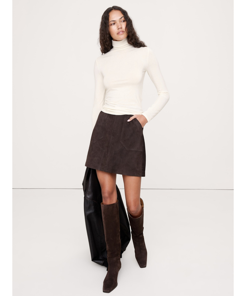 Banana Republic(バナナリパブリック)の「リュクス ウールブレンド タートルネックTシャツ(Tシャツ/カットソー・レディース・チャコールグレー/オレンジ/ブラウン/ブラック/アイボリー/ネイビー・M/S/XS/L)」の13枚目の写真