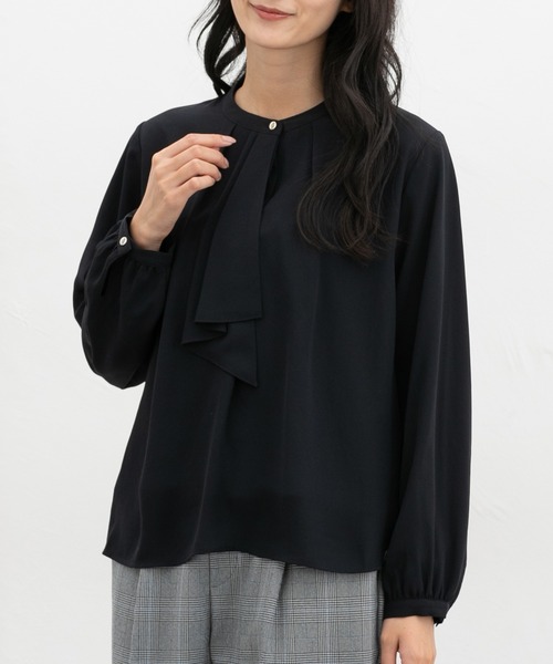 Honeys(ハニーズ)の「【ハニぽか】あったか裏地ボウタイブラウス(シャツ/ブラウス・レディース・グレイッシュブルー/ブラック系その他/アイボリー/ネイビー/ピンク系/ボルドー・3L/L/LL/M/S)」の1枚目の写真