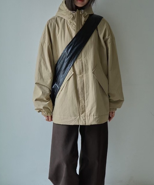 セール】オーバーサイズ中綿ブルゾン ドロスト フード付き