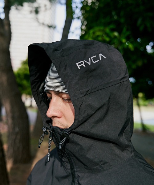 RVCA(ルーカ)の「RVCA メンズ 3LYERD JKT ジャケット 【2025年秋冬モデル】 @autumn/ルーカ撥水ナイロンマウンテンジャケット(マウンテンパーカー・メンズ・ブラック/ライトブルー/ブルー系その他・SMALL/MEDIUM/LARGE/X-LARGE)」の8枚目の写真