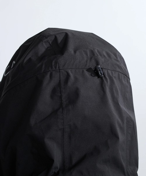 RVCA(ルーカ)の「RVCA メンズ 3LYERD JKT ジャケット 【2025年秋冬モデル】 @autumn/ルーカ撥水ナイロンマウンテンジャケット(マウンテンパーカー・メンズ・ブラック/ライトブルー/ブルー系その他・SMALL/MEDIUM/LARGE/X-LARGE)」の20枚目の写真