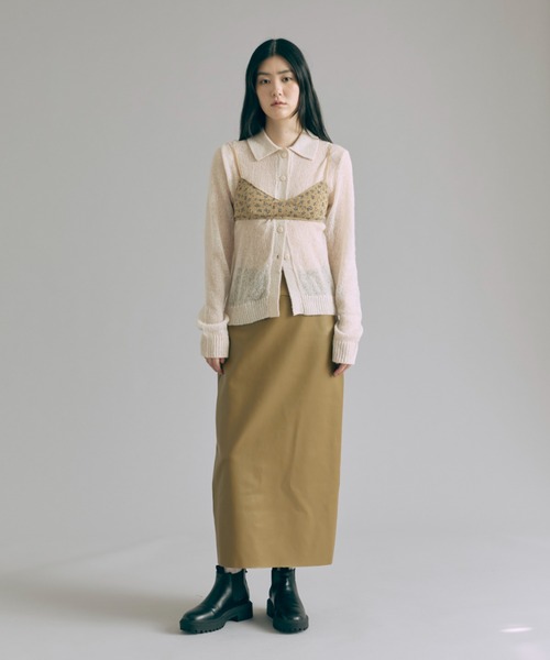 EN NEUME(エンノイム)の「Sheer Mohair Polo Knit(ニット/セーター・レディース・チャコール/ブラウン/アイボリー・FREE)」の11枚目の写真