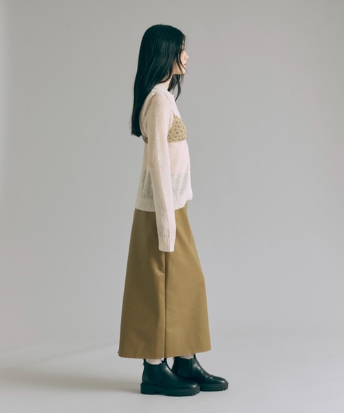 EN NEUME(エンノイム)の「Sheer Mohair Polo Knit(ニット/セーター・レディース・チャコール/ブラウン/アイボリー・FREE)」の12枚目の写真
