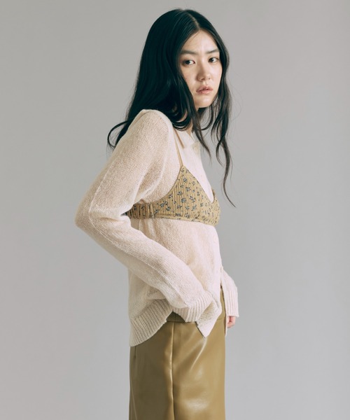 EN NEUME(エンノイム)の「Sheer Mohair Polo Knit(ニット/セーター・レディース・チャコール/ブラウン/アイボリー・FREE)」の6枚目の写真