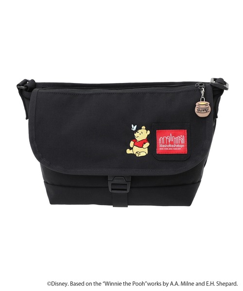 Manhattan Portage（マンハッタンポーテージ）の「NYLON MESSENGER BAG JR SLIM FZP 500D CORDURA 25 / POOH（メッセンジャーバッグ・レディース・ブラック・SMALL）」の2枚目の写真