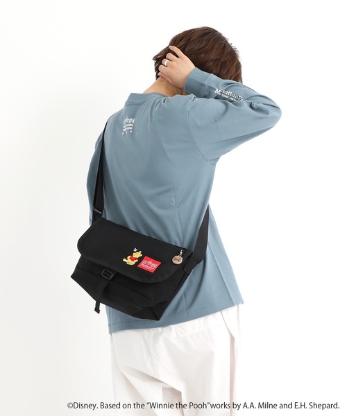 Manhattan Portage（マンハッタンポーテージ）の「NYLON MESSENGER BAG JR SLIM FZP 500D CORDURA 25 / POOH（メッセンジャーバッグ・レディース・ブラック・SMALL）」の11枚目の写真