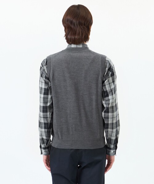 MACKINTOSH PHILOSOPHY（ﾏｯｷﾝﾄｯｼｭ ﾌｨﾛｿﾌｨｰ）の「ハイゲージ天竺 Vネックニットベスト（ベスト・メンズ・チャコールグレー/ブラック・42/40/38）」の7枚目の写真