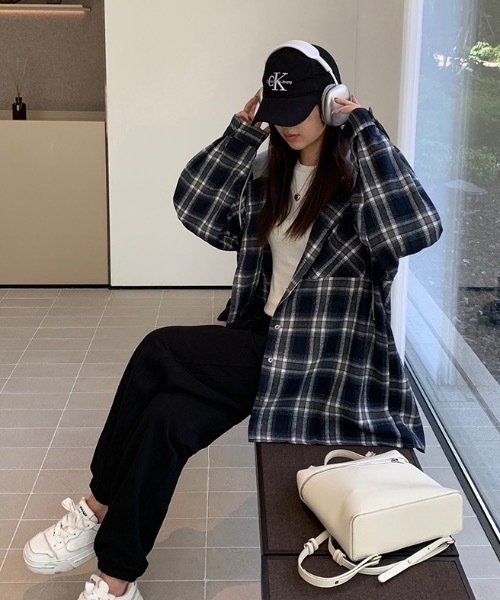 FUNdaysion(ファンデイション)の「フード付きチェックシャツ(Tシャツ/カットソー・レディース・ブラック/ブルー・M)」の8枚目の写真