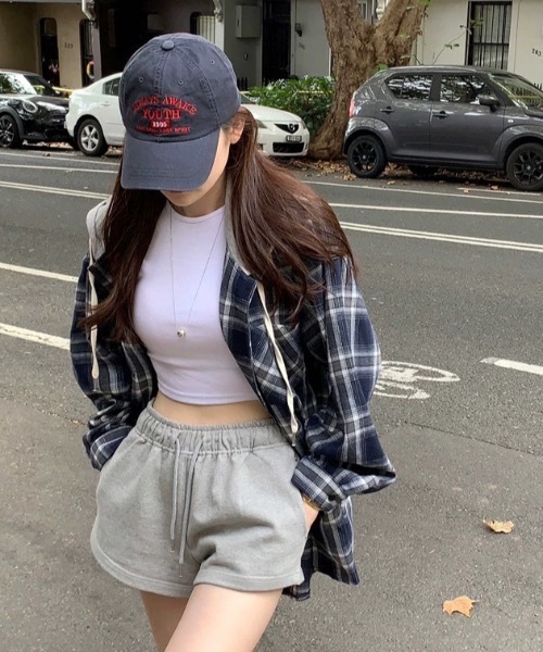 FUNdaysion(ファンデイション)の「フード付きチェックシャツ(Tシャツ/カットソー・レディース・ブラック/ブルー・M)」の13枚目の写真