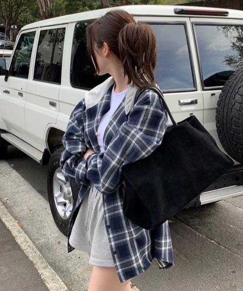 FUNdaysion(ファンデイション)の「フード付きチェックシャツ(Tシャツ/カットソー・レディース・ブラック/ブルー・M)」の15枚目の写真