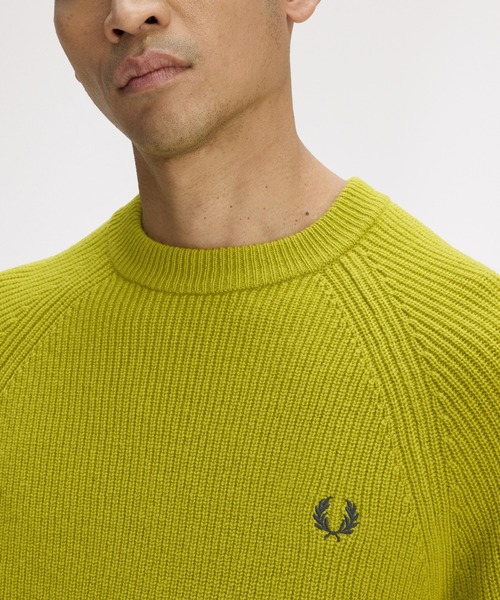 FRED PERRY(フレッドペリー)の「Lambswool Raglan Jumper/ラムウールラグランスリーブニット(ニット/セーター・メンズ・グリーン/グレー/オフホワイト/イエロー・S/M/L)」の9枚目の写真