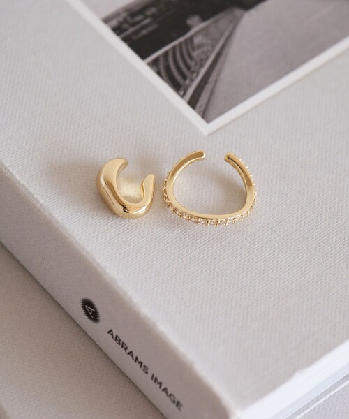 green label relaxing(グリーンレーベルリラクシング)の「【WEB限定】2本セット イヤーカフ(キュービックジルコニア) / イヤカフ(イヤーカフ・レディース・シルバー/ゴールド・FREE)」の3枚目の写真