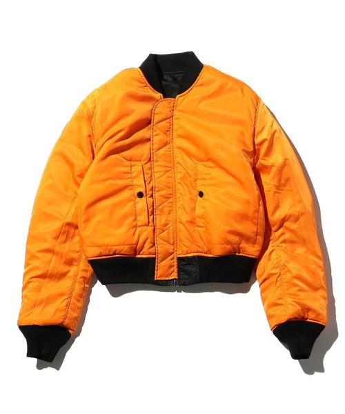Valley Apparel(バレーアパレル)の「レディース MA-1 ショートナイロンジャケット(ミリタリージャケット・レディース・ブラック/アイボリー・MEDIUM/SMALL)」の4枚目の写真