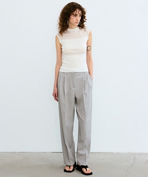 NICK&NICOLE(ニックアンドニコール)の「MINIMAL LONG PINTUCK SLACKS_GRAY(スラックス・レディース・その他・SMALL/MEDIUM/LARGE)」の5枚目の写真