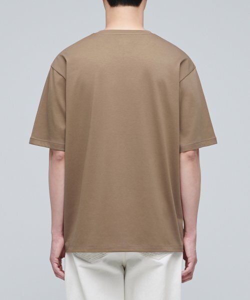 MUSINSA STANDARD（ムシンサスタンダード）の「スーピマリラックスドクルーネックTシャツ[ブラウン]（Tシャツ/カットソー・メンズ・その他・SMALL/MEDIUM/LARGE/X-LARGE/XX-LARGE/XXX-LARGE）」の3枚目の写真
