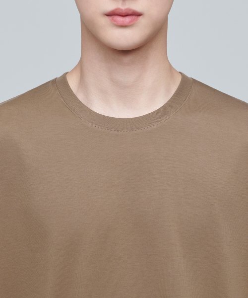MUSINSA STANDARD（ムシンサスタンダード）の「スーピマリラックスドクルーネックTシャツ[ブラウン]（Tシャツ/カットソー・メンズ・その他・SMALL/MEDIUM/LARGE/X-LARGE/XX-LARGE/XXX-LARGE）」の4枚目の写真