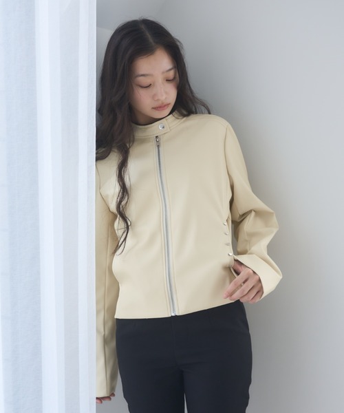 Smyeon(スミョン)の「heartmotif studs rider's jacket/ハートスタッズライダースジャケット(ライダースジャケット・レディース・イエロー/ブラック・FREE)」の17枚目の写真