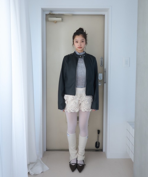Smyeon(スミョン)の「heartmotif studs rider's jacket/ハートスタッズライダースジャケット(ライダースジャケット・レディース・イエロー/ブラック・FREE)」の6枚目の写真