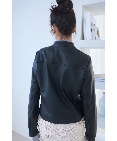 Smyeon(スミョン)の「heartmotif studs rider's jacket/ハートスタッズライダースジャケット(ライダースジャケット・レディース・イエロー/ブラック・FREE)」の15枚目の写真