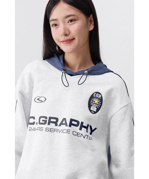 codegraphy(コードグラフィー)の「24H Track V-neck Man to Man CBEWUTL020(スウェット・メンズ・ブラウン/ネイビー/ヘザーグレー/ブラック・SMALL/MEDIUM/LARGE)」の3枚目の写真