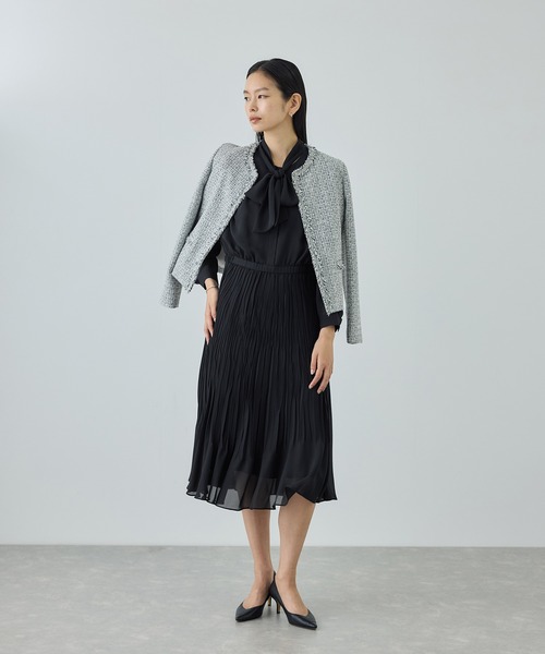 ROPE'（ロペ）の「ジョーゼットシフォンプリーツワンピース/26SS（ワンピース・レディース・ベージュ/ネイビー/ワイン・36/38）」の15枚目の写真