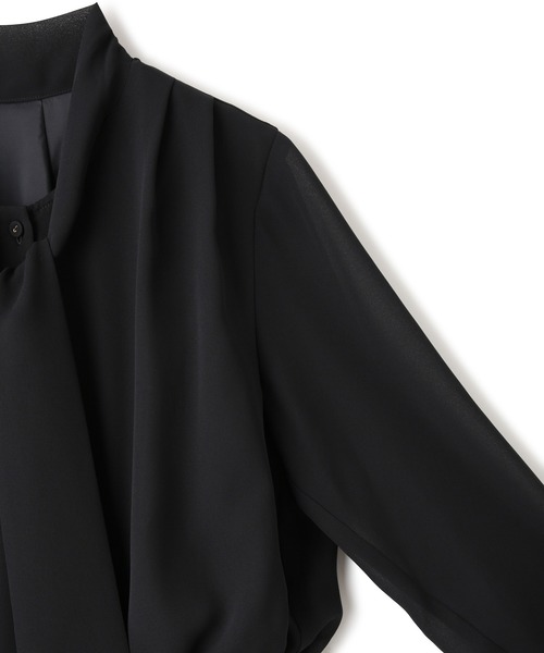 ROPE'（ロペ）の「ジョーゼットシフォンプリーツワンピース/26SS（ワンピース・レディース・ベージュ/ネイビー/ワイン・36/38）」の4枚目の写真