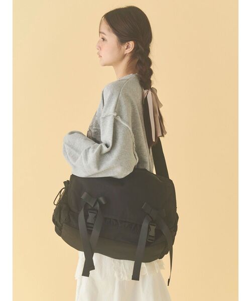 merry jenny（メリージェニー）の「ribbon messenger bag（メッセンジャーバッグ・レディース・ベージュ/ライトグレー/ブラック・FREE）」の18枚目の写真