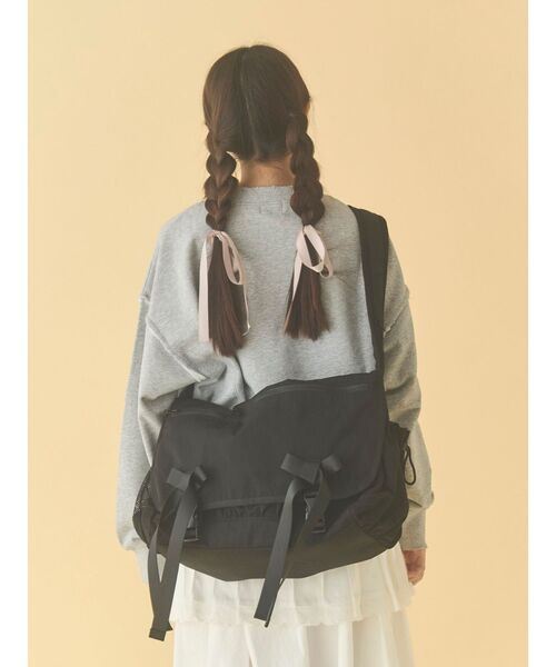 merry jenny（メリージェニー）の「ribbon messenger bag（メッセンジャーバッグ・レディース・ベージュ/ライトグレー/ブラック・FREE）」の17枚目の写真