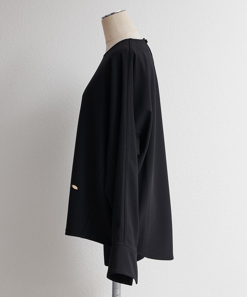 PUAL CE CIN（ピュアルセシン）の「【セットアップ対応】ハンド風ステッチストレッチジョーゼットプルオーバーブラウス（シャツ/ブラウス・レディース・ブラック/アイボリー・FREE）」の5枚目の写真