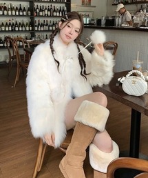 Sibra（シブラ）の「リボン付きフェイクファーフレアジャケット（ブルゾン）」