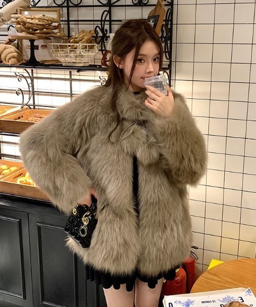 セール】リボン付きフェイクファーフレアジャケット（ブルゾン