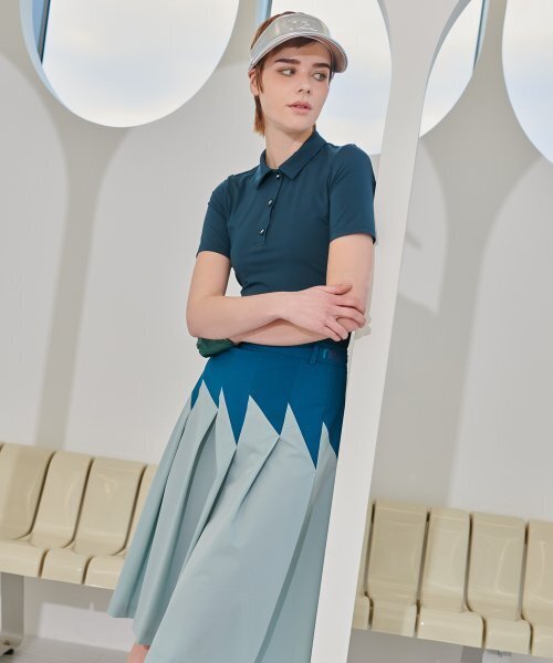 NEU GOLF（エヌイーユーゴルフ）の「ベーシックTシャツ - グリーン（ポロシャツ・レディース・その他・LARGE/MEDIUM/SMALL）」の4枚目の写真