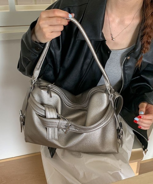 MASHIRO(マシロ)の「ベルトデザイン3WAYショルダーバッグ(MA/EK128)(ショルダーバッグ・レディース・ブラック/シルバー/ホワイト・FREE)」の5枚目の写真
