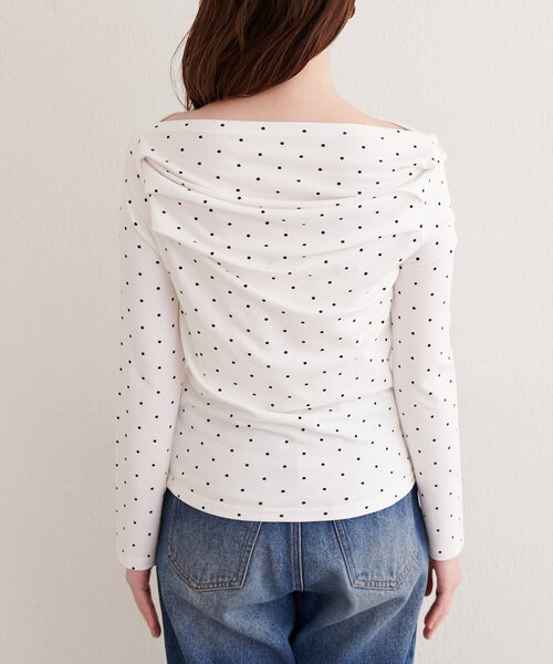 natural couture（ナチュラルクチュール）の「ドット柄ドレーププルオーバー（Tシャツ/カットソー・レディース・ブラック/オフホワイト/チャコールグレー・FREE）」の16枚目の写真