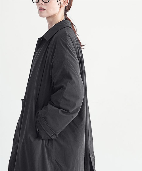 solamonat poche(ソラモナポッシェ)の「ステンカラーダウンコート(ダウンジャケット/コート・レディース・ブラック・2.0)」の2枚目の写真