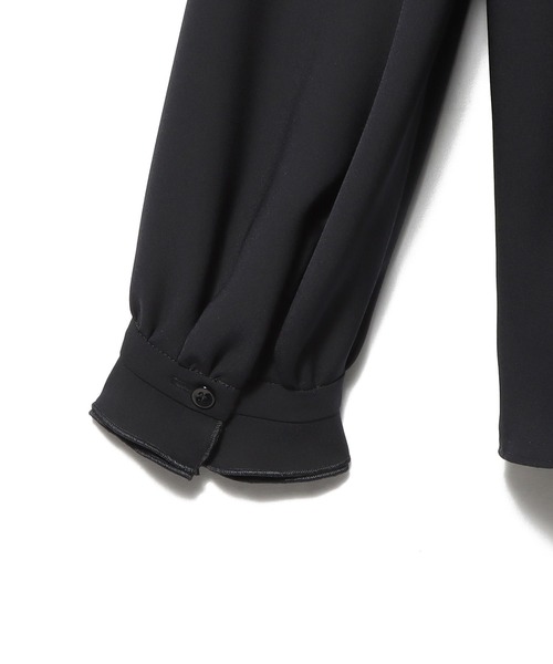 ESTNATION（エストネーション）の「ESTNATION / レイヤードフリルブラウス（シャツ/ブラウス・レディース・ホワイト/ネイビー/ライトベージュ・36/38）」の7枚目の写真