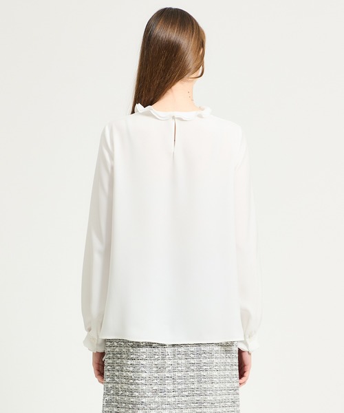 ESTNATION（エストネーション）の「ESTNATION / レイヤードフリルブラウス（シャツ/ブラウス・レディース・ホワイト/ネイビー/ライトベージュ・36/38）」の10枚目の写真