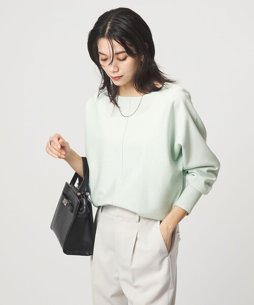 green label relaxing(グリーンレーベルリラクシング)の「ブライト フォルム ドルマン プルオーバー ニット(ニット/セーター・レディース・オフホワイト/ベージュ/ライム・FREE)」の5枚目の写真