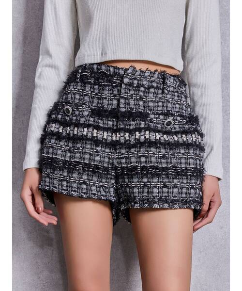 GYDA（ジェイダ）の「Symmetry GYDAラメツイードショートパンツ（その他パンツ・レディース・ブラック/アイボリー/ミント・FREE）」の2枚目の写真