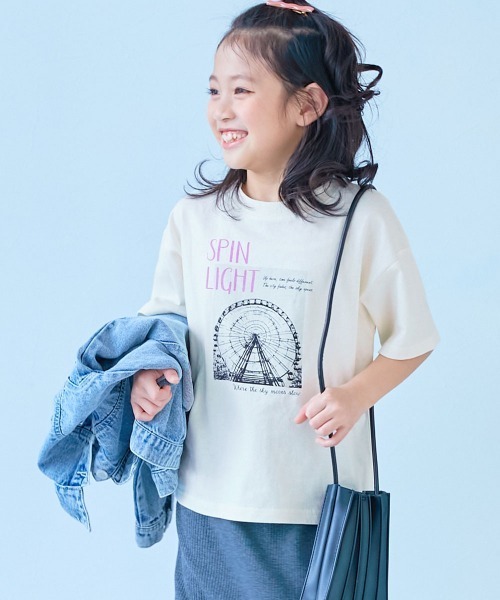 devirock(デビロック)の「綿100% デビラボ ガールズ BIGシルエット プリント半袖Tシャツ(Tシャツ/カットソー・キッズ・ブルー系その他/ピンク系その他2/ホワイト系その他/パープル系その他/ホワイト系その他3/パープル系その他2/ブラック系その他/ホワイト系その他2/ホワイト系その他4/パープル系その他3/ピンク系その他/イエロー系その他/ブルー系その他2/パープル系4/ブルー系その他3・90cm/100cm/110cm/120cm/130cm/140cm/150cm/160cm)」の2枚目の写真