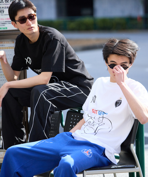 PARIS SAINT-GERMAIN(パリサンジェルマン)の「【Paris Saint-Germain / パリ・サン=ジェルマンPSG X XO TEE(Tシャツ/カットソー・メンズ・ホワイト/ブラック・MEDIUM/LARGE/X-LARGE)」の15枚目の写真