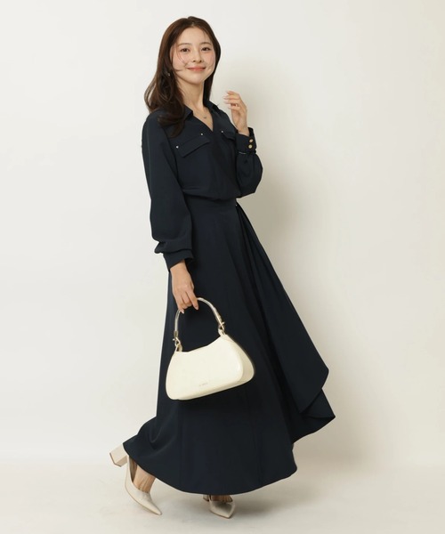 Apuweiser-riche（アプワイザーリッシェ）の「カシュクールラッフルシャツワンピース（ワンピース・レディース・ピンクベージュ/ネイビー・2/1/0）」の2枚目の写真