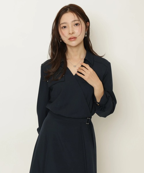 Apuweiser-riche（アプワイザーリッシェ）の「カシュクールラッフルシャツワンピース（ワンピース・レディース・ピンクベージュ/ネイビー・2/1/0）」の15枚目の写真