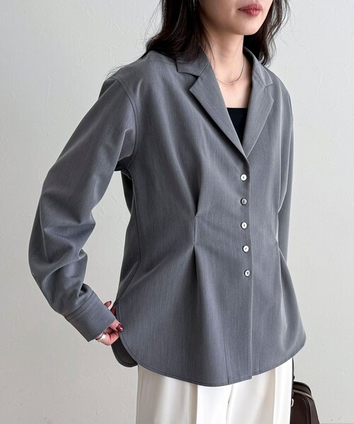 fredy emue（フレディエミュ）の「テーラードシャツ（シャツ/ブラウス・レディース・モカ/ネイビー/グレー・38）」の2枚目の写真